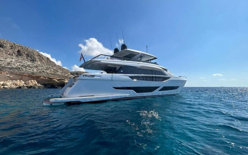FERRETTI YACHTS Ferretti Yachts 860 SAVIENNE