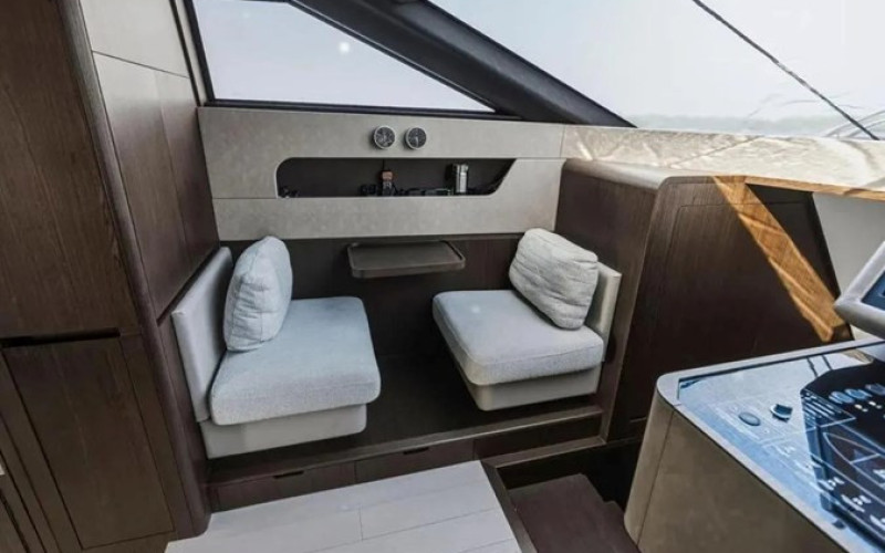 FERRETTI YACHTS Ferretti Yachts 860 SAVIENNE
