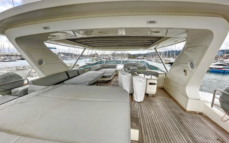 AZIMUT YACHTS 85F LA FENICE