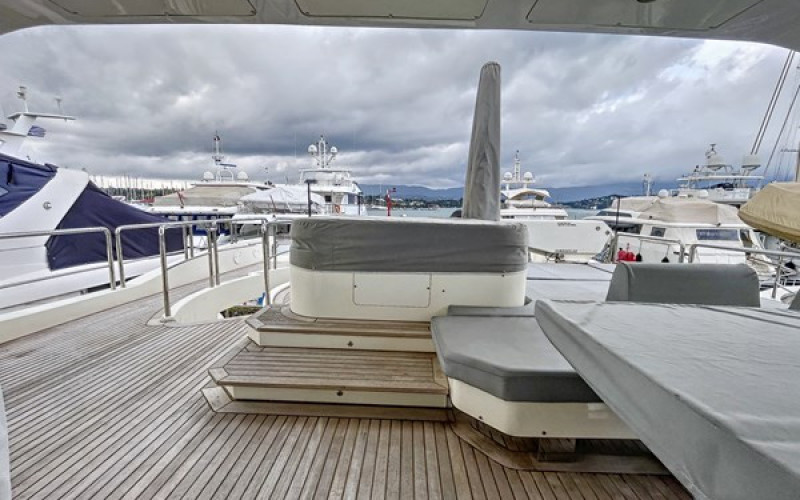 AZIMUT YACHTS 85F LA FENICE