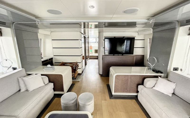 AZIMUT YACHTS 85F LA FENICE