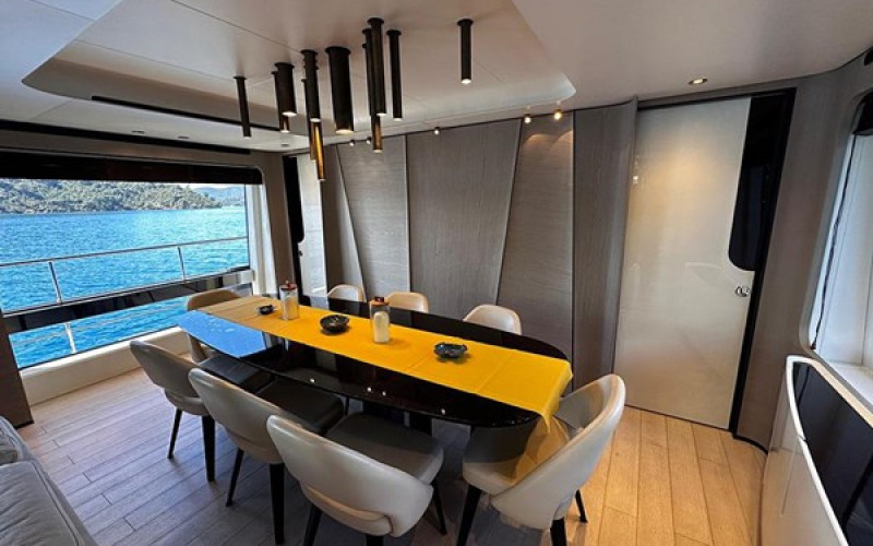 AZIMUT YACHTS GRANDE 27 ALEX10