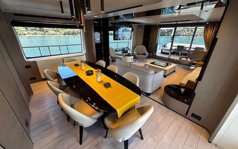 AZIMUT YACHTS GRANDE 27 ALEX10