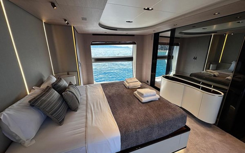 AZIMUT YACHTS GRANDE 27 ALEX10