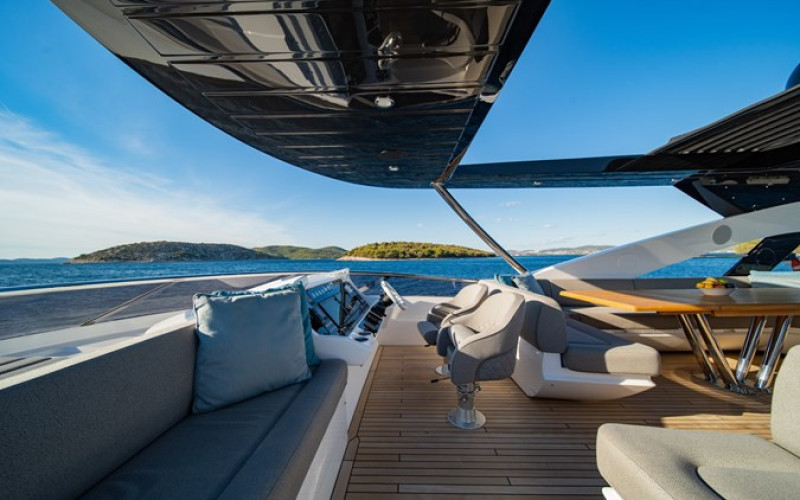 SUNSEEKER BLACK MAMBA