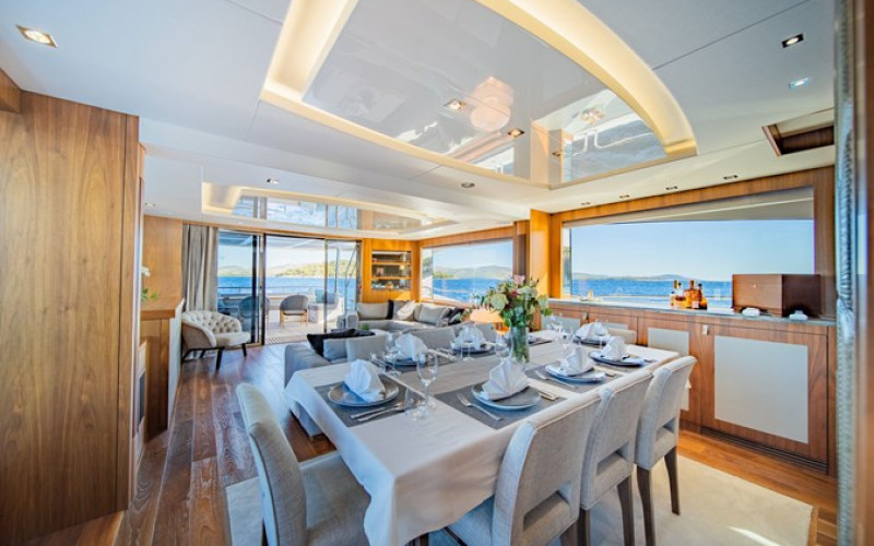 SUNSEEKER BLACK MAMBA