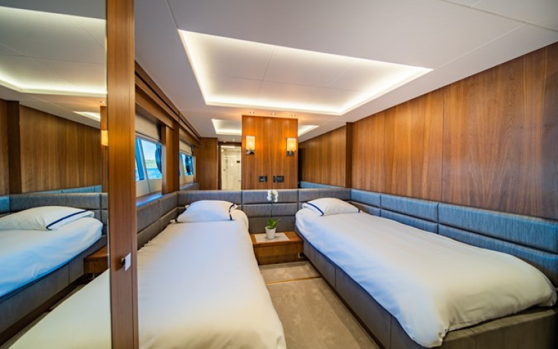 SUNSEEKER BLACK MAMBA