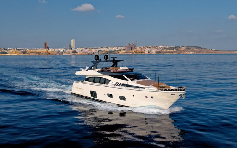 FERRETTI YACHTS 800 ANTONINA