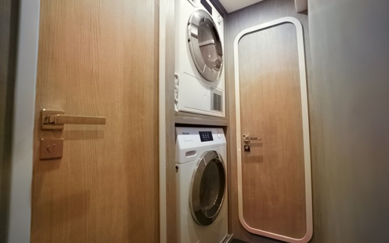 AZIMUT YACHTS S8 APRICITY