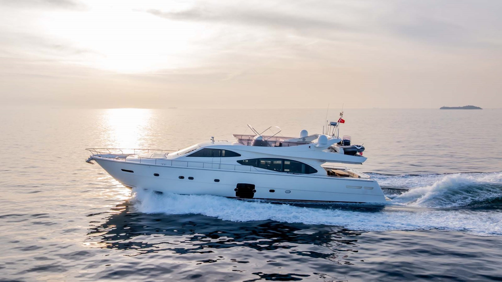 FERRETTI YACHTS 780 STELLINA