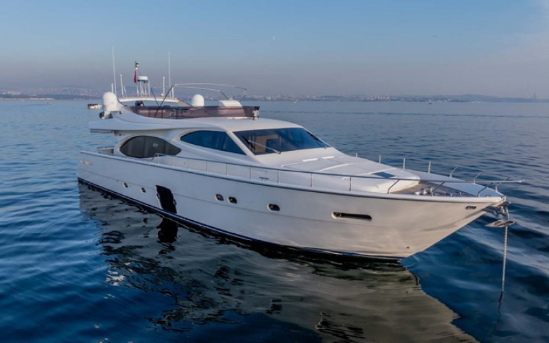 FERRETTI YACHTS 780 STELLINA