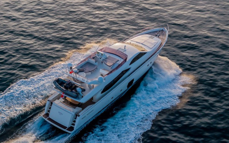 FERRETTI YACHTS 780 STELLINA
