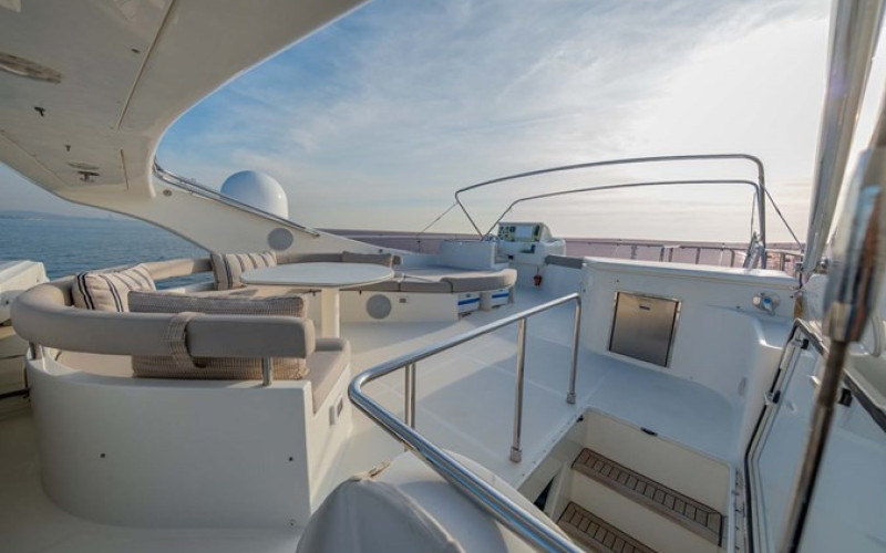FERRETTI YACHTS 780 STELLINA