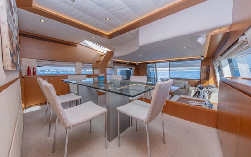 FERRETTI YACHTS 780 STELLINA