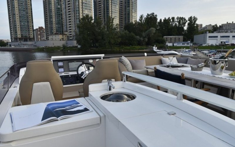 PRINCESS YACHTS IBIZA