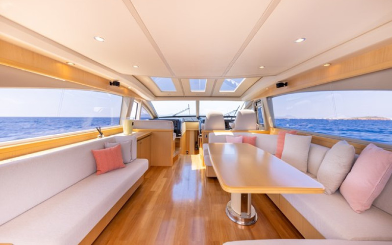 PRINCESS YACHTS PRINCESS V70 P'TITE BOUILLE