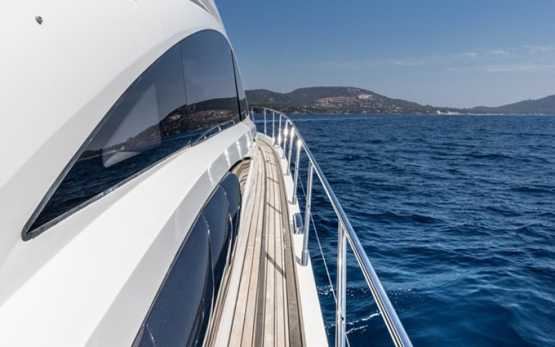 PRINCESS YACHTS PRINCESS V70 P'TITE BOUILLE