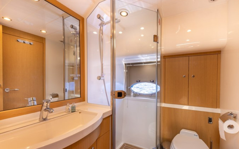 PRINCESS YACHTS PRINCESS V70 P'TITE BOUILLE