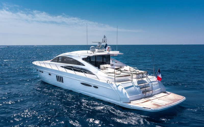 PRINCESS YACHTS PRINCESS V70 P'TITE BOUILLE