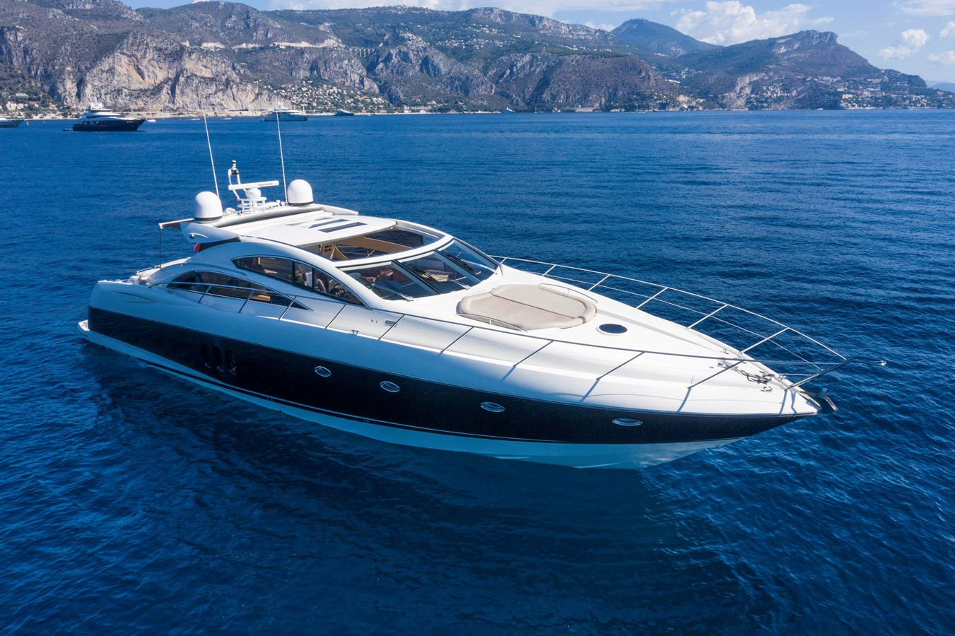 SUNSEEKER Predator 72 sport NUTS