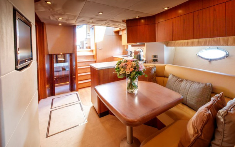 SUNSEEKER Predator 72 sport NUTS