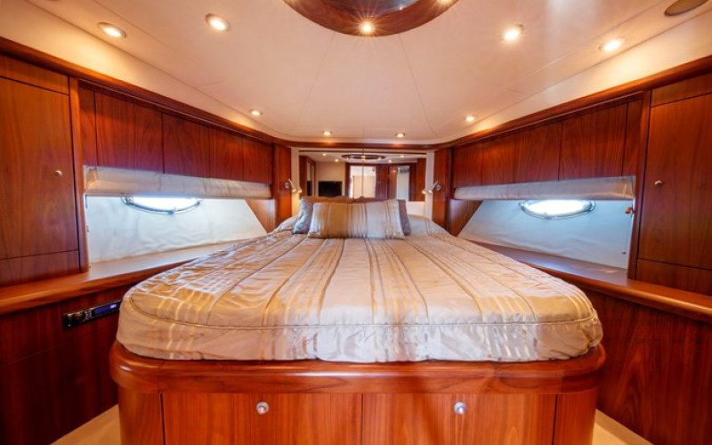 SUNSEEKER Predator 72 sport NUTS