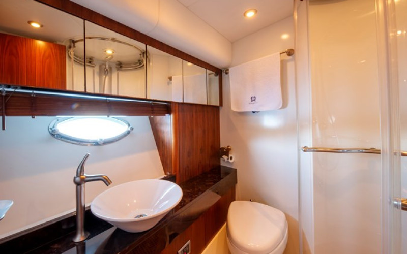 SUNSEEKER Predator 72 sport NUTS