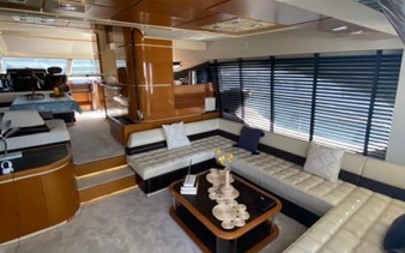 AZIMUT YACHTS 70 DREN