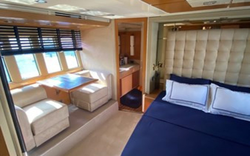 AZIMUT YACHTS 70 DREN
