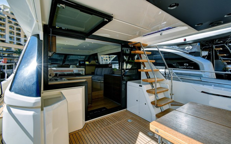 FERRETTI YACHTS Ferretti 500 SOLO