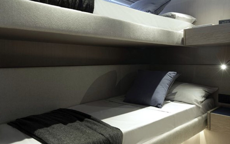 FERRETTI YACHTS Ferretti 500 SOLO