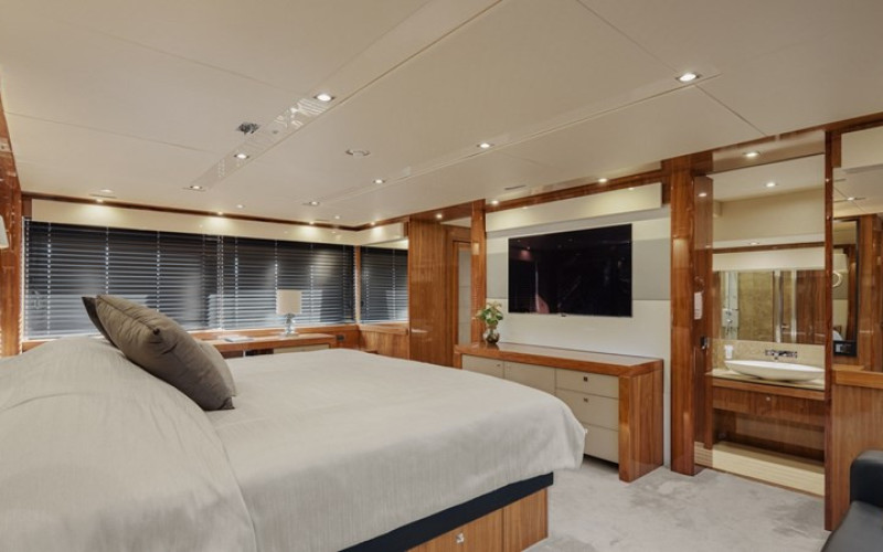SUNSEEKER WICKED PLAY