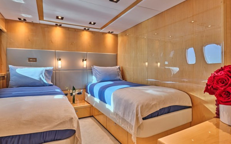 SUNSEEKER 34 m Yacht BLADE I