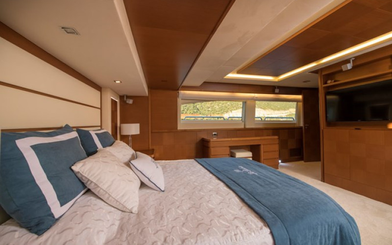 AZIMUT YACHTS 105 LA RUBIA