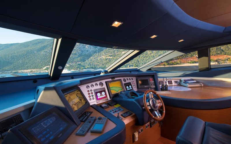 AZIMUT YACHTS 105 LA RUBIA