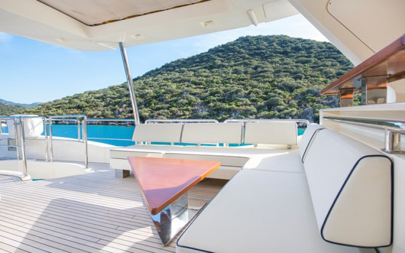 AZIMUT YACHTS 105 LA RUBIA