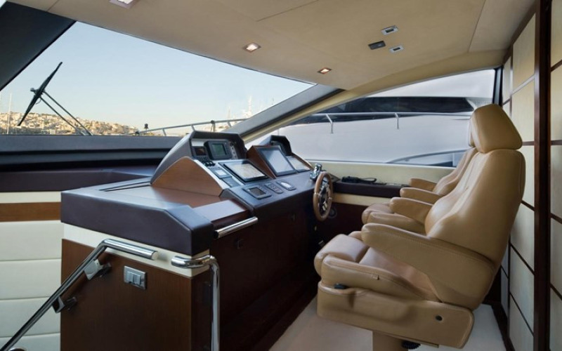 AZIMUT YACHTS 95 KOUKLES