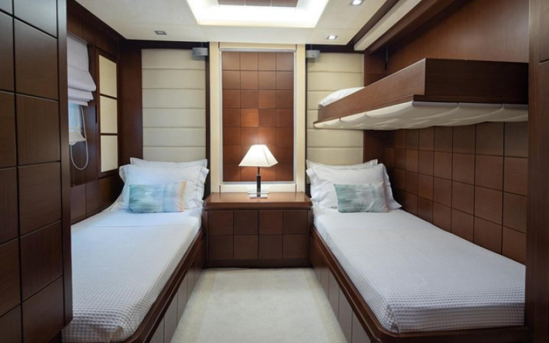 AZIMUT YACHTS 95 KOUKLES