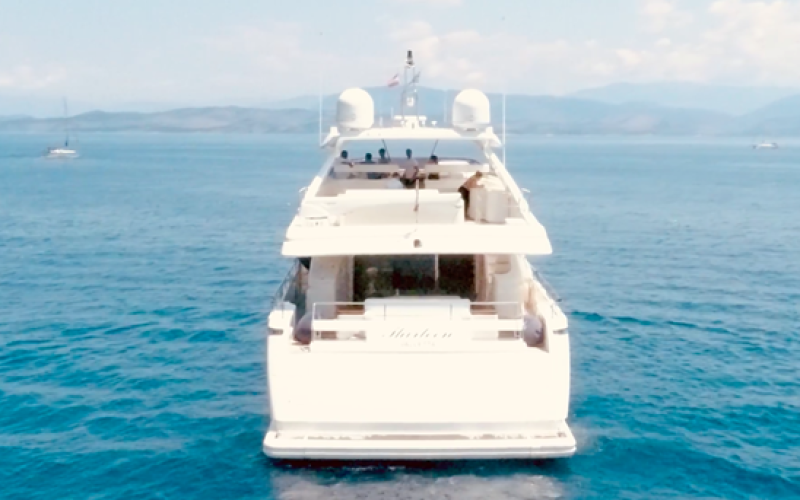 FERRETTI CUSTOM LINE CL 97 THIRTEEN