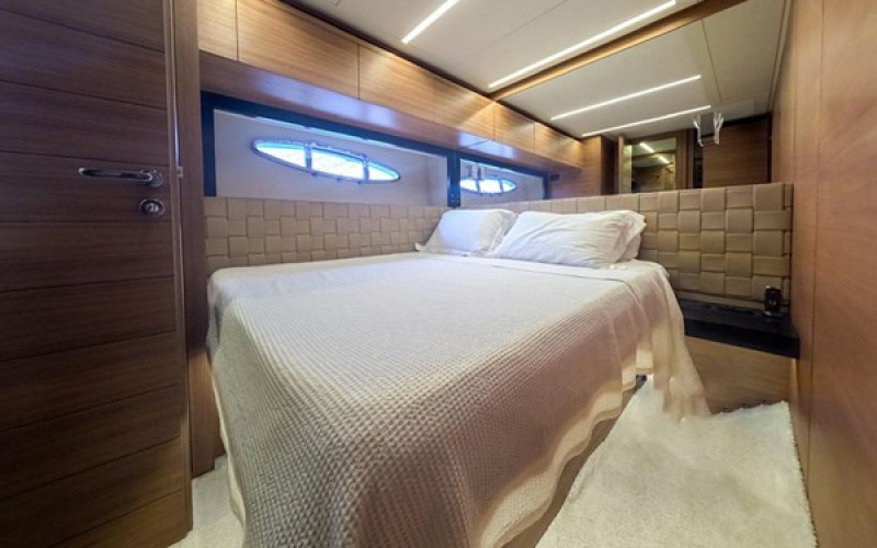 PERSHING Pershing 92 HONEY BADGER