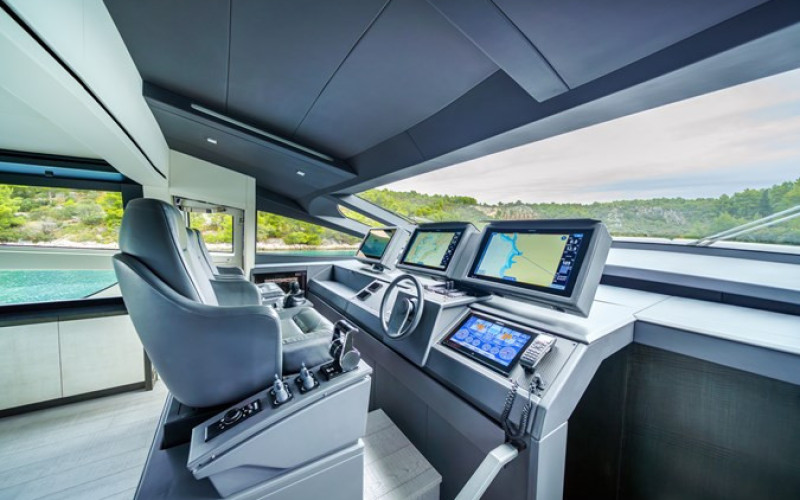 PERSHING Pershing 9X MAVIS