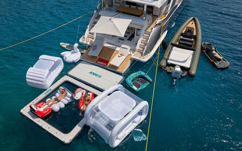 AZIMUT YACHTS Azimut Grande 27M ALUMINIA TOO