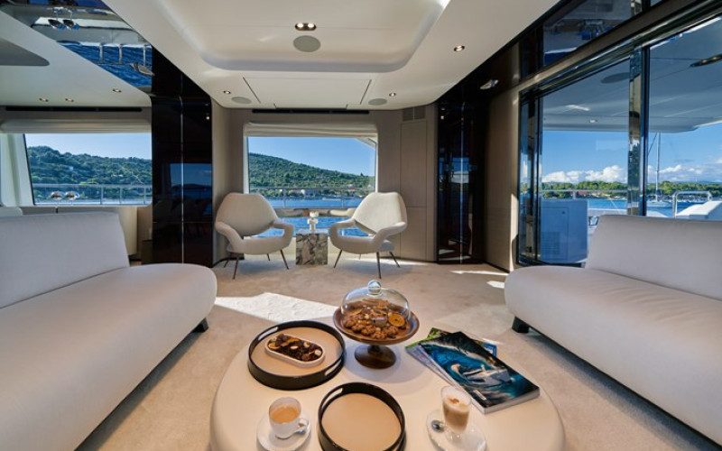 AZIMUT YACHTS Azimut Grande 27M ALUMINIA TOO
