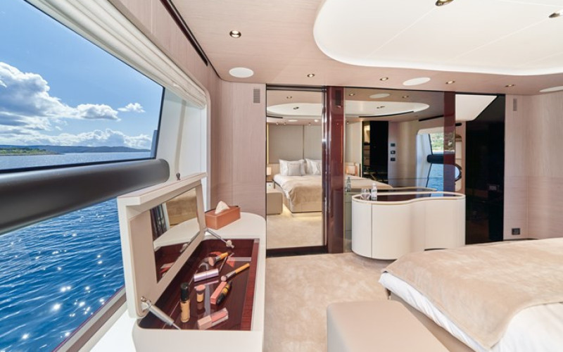 AZIMUT YACHTS Azimut Grande 27M ALUMINIA TOO