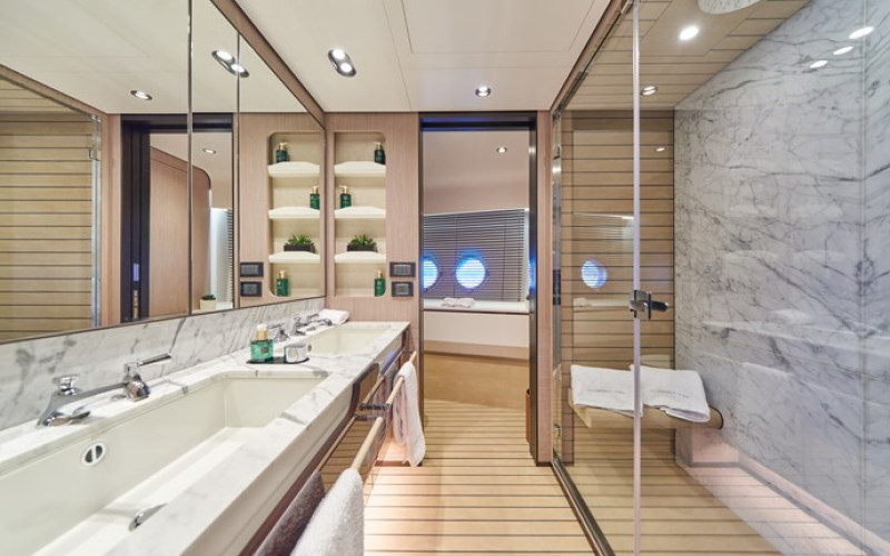 AZIMUT YACHTS Azimut Grande 27M ALUMINIA TOO
