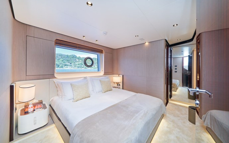 AZIMUT YACHTS Azimut Grande 27M ALUMINIA TOO