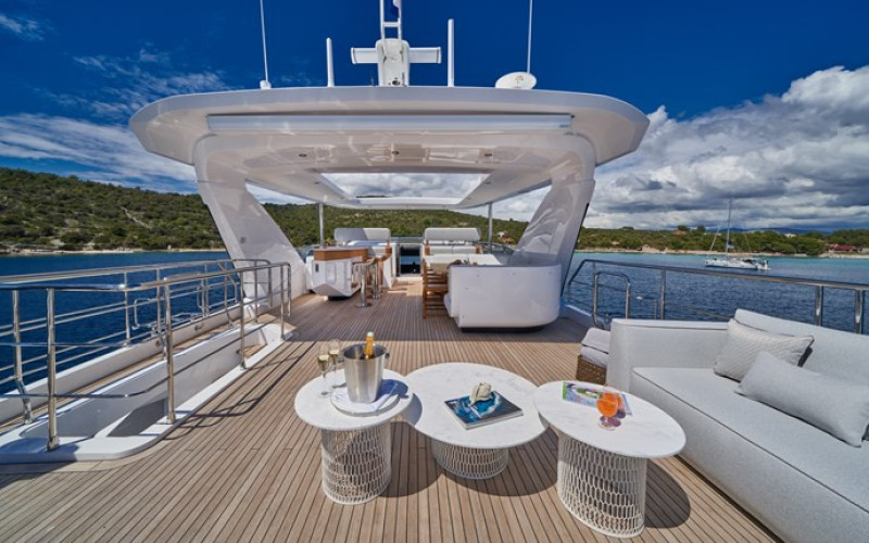 AZIMUT YACHTS Azimut Grande 27M ALUMINIA TOO