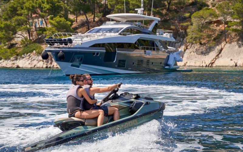 AZIMUT YACHTS Azimut Grande 27M ALUMINIA TOO