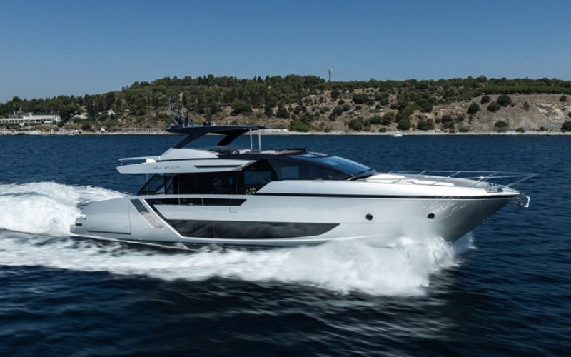 CANTIERI RIVA SPA 82' DIVA CREA
