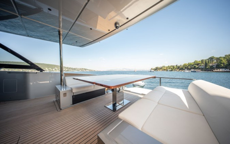 CANTIERI RIVA SPA 82' DIVA CREA
